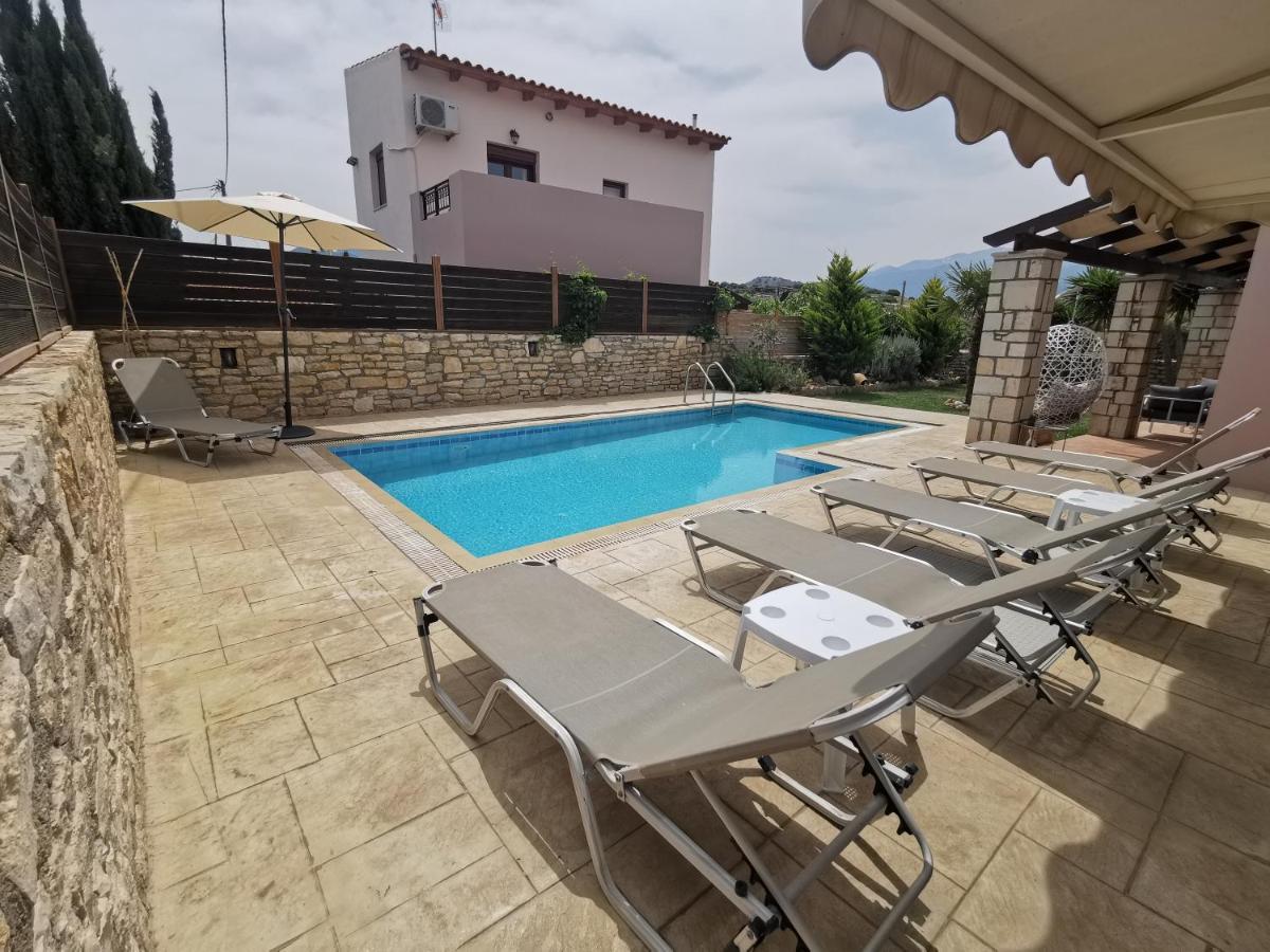 Villa Steki Roumeli Exterior photo